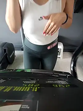 Snapshot of LIZ-06_ chatting on 03-03-25, 03:31 LIZ-06 online show from 03-03-25, 03:31