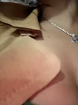 Snapshot of LIZ-06_ chatting on 03-06-25, 10:26 LIZ-06 online show from 03-06-25, 10:26