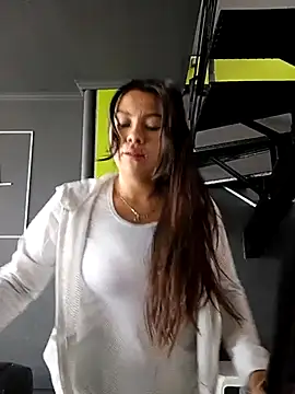 Snapshot of LIZ-06_ chatting on 03-13-25, 12:46 LIZ-06 online show from 03-13-25, 12:46