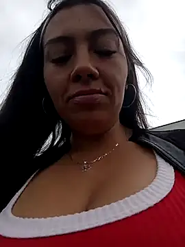 Snapshot of LIZ-06_ chatting on 03-17-25, 12:46 LIZ-06 online show from 03-17-25, 12:46