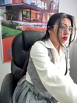 Snapshot of LIZ-06_ chatting on 11-30-25, 03:27 LIZ-06 online show from 11-30-25, 03:27