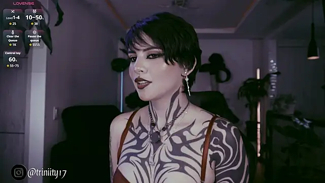 Snapshot of Trinity___s chatting on 01-05-26, 10:24 Trinity s online show from 01-05-26, 10:24