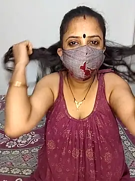 Snapshot of Cute-manisha chatting on 06-23-26, 02:53 Cute-manisha online show from 06-23-26, 02:53