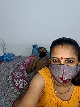 Snapshot of Cute-manisha chatting on 06-25-26, 02:22 Cute-manisha online show from 06-25-26, 02:22