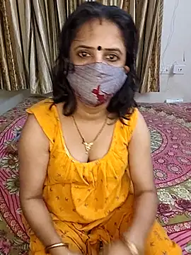 Snapshot of Cute-manisha chatting on 07-08-26, 03:44 Cute-manisha online show from 07-08-26, 03:44