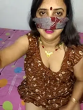 Snapshot of Cute-manisha chatting on 07-14-26, 12:44 Cute-manisha online show from 07-14-26, 12:44