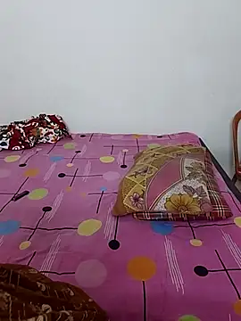Snapshot of Cute-manisha chatting on 07-15-26, 02:17 Cute-manisha online show from 07-15-26, 02:17