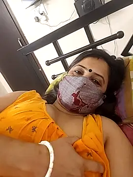 Snapshot of Cute-manisha chatting on 07-18-26, 02:27 Cute-manisha online show from 07-18-26, 02:27