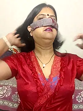 Snapshot of Cute-manisha chatting on 07-19-26, 03:21 Cute-manisha online show from 07-19-26, 03:21