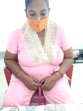 Hotty-rumi online show from 11-25-25, 12:27