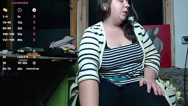 Snapshot of KasiaPrivat chatting on 12-13-24, 05:54 KasiaPrivat online show from 12-13-24, 05:54