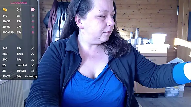 Snapshot of KasiaPrivat chatting on 02-19-25, 08:12 KasiaPrivat online show from 02-19-25, 08:12