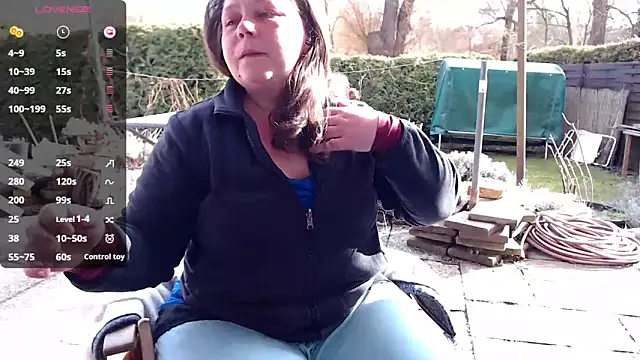 Snapshot of KasiaPrivat chatting on 03-01-25, 01:51 KasiaPrivat online show from 03-01-25, 01:51