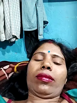 Snapshot of Kajal__Mehra chatting on 02-24-25, 07:41 Kajal Mehra online show from 02-24-25, 07:41