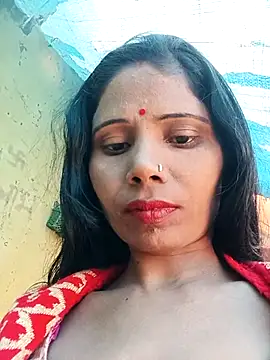 Snapshot of Kajal__Mehra chatting on 03-05-25, 07:49 Kajal Mehra online show from 03-05-25, 07:49