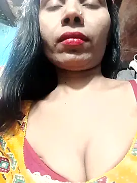 Snapshot of Kajal__Mehra chatting on 03-06-25, 03:45 Kajal Mehra online show from 03-06-25, 03:45