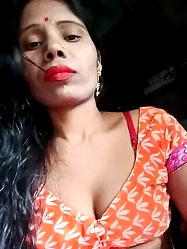 Snapshot of Kajal__Mehra chatting on 03-11-25, 11:33 Kajal Mehra online show from 03-11-25, 11:33