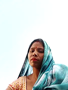 Snapshot of Kajal__Mehra chatting on 03-12-25, 11:53 Kajal Mehra online show from 03-12-25, 11:53