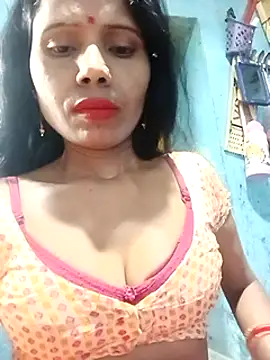 Snapshot of Kajal__Mehra chatting on 03-13-25, 03:06 Kajal Mehra online show from 03-13-25, 03:06