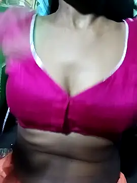Snapshot of Kajal__Mehra chatting on 09-17-25, 03:35 Kajal Mehra online show from 09-17-25, 03:35