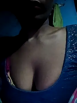 Snapshot of Kajal__Mehra chatting on 12-22-25, 01:57 Kajal Mehra online show from 12-22-25, 01:57