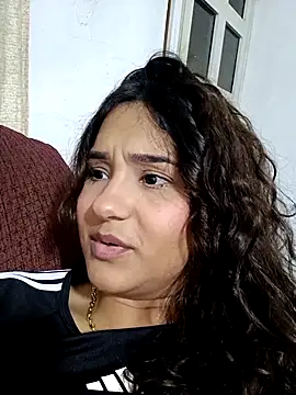 BrendaGirs online show from 03-04-25, 02:06