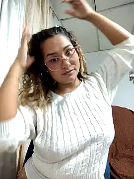 BrendaGirs online show from 11-17-25, 04:40