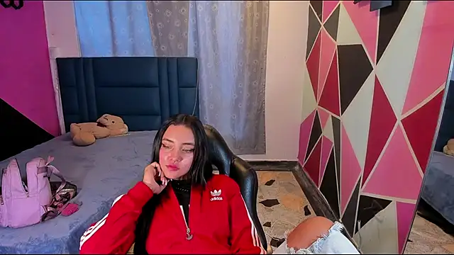 Snapshot of dakota-bright01 chatting on 12-10-24, 12:27 dakota-bright01 online show from 12-10-24, 12:27