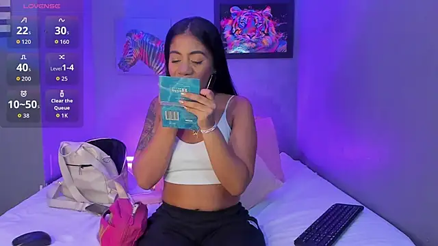 PammelaRoss1 online show from 09-08-25, 05:12