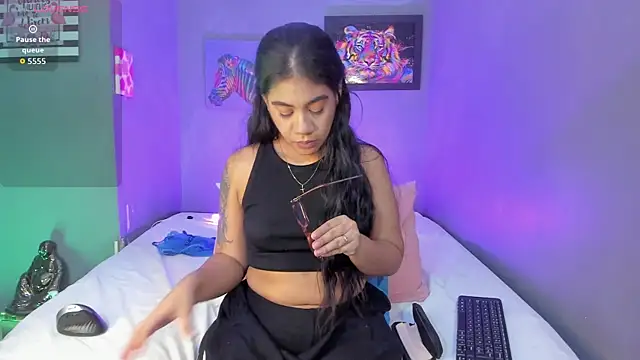 PammelaRoss1 online show from 04-28-26, 05:07