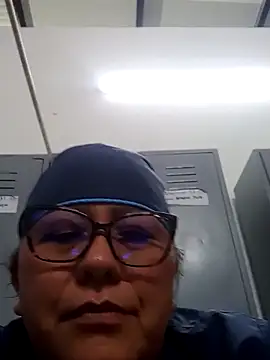 Darly Gomez online show from 01-26-25, 03:38