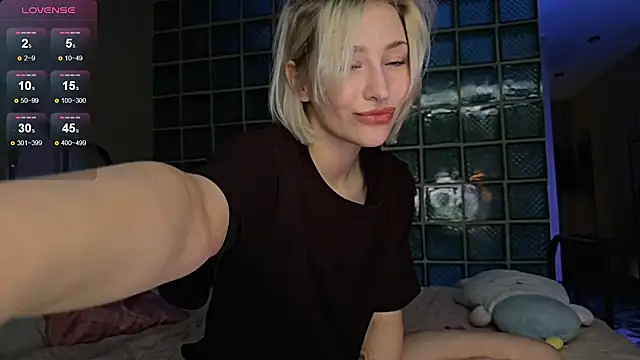 alexa novak online show from 06-13-26, 02:53