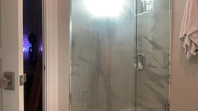 69woodinson online show from 12-21-25, 02:24