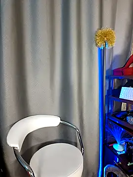 Milforja online show from 11-13-25, 05:34