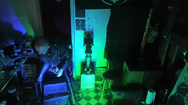 Snapshot of BULGEDEMON chatting on 02-16-26, 02:51 BULGEDEMON online show from 02-16-26, 02:51