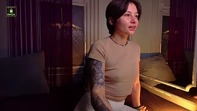 Ishtar Divine online show from 10-08-25, 04:21