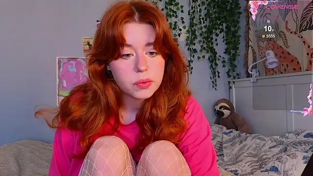 Snapshot of Penny_Staaar chatting on 04-20-26, 06:16 Penny Staaar online show from 04-20-26, 06:16