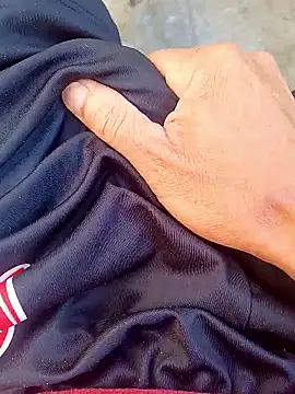 Snapshot of paubabando_ chatting on 12-19-25, 09:38 paubabando online show from 12-19-25, 09:38