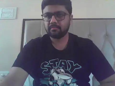 SexyyMotaLund57 online show from 05-21-26, 06:53