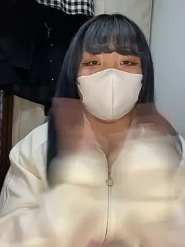 Snapshot of YUNA-yuna chatting on 01-24-25, 03:34 YUNA-yuna online show from 01-24-25, 03:34