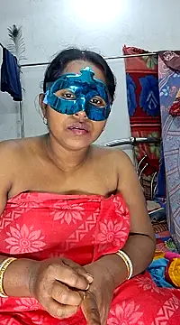 Snapshot of Real_Desi_Couple chatting on 01-01-25, 07:53 Real Desi Couple online show from 01-01-25, 07:53