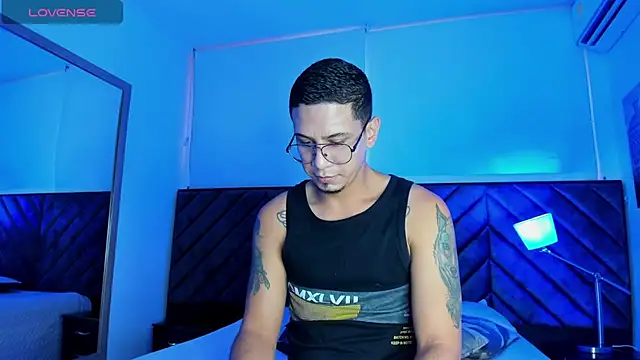 JoshMillerr  online show from 02-25-25, 06:09