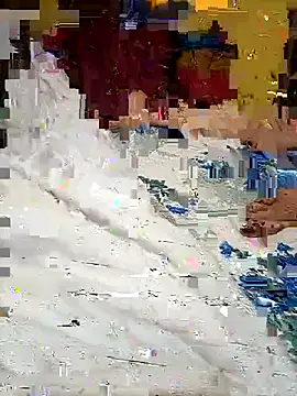 Snapshot of BusyMitt17 chatting on 03-03-26, 03:29 BusyMitt17 online show from 03-03-26, 03:29