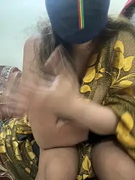 HoneyBearCpl online show from 12-29-24, 07:32