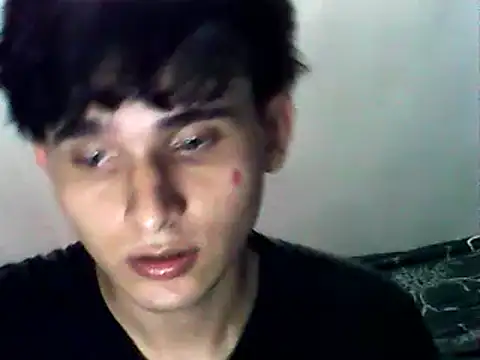 Snapshot of Charley_quin chatting on 01-28-25, 11:28 Charley quin online show from 01-28-25, 11:28