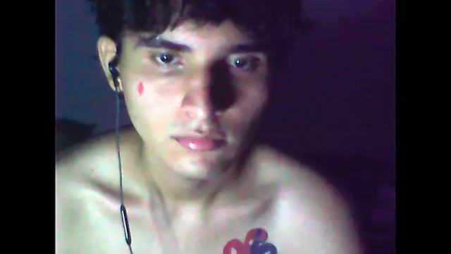 Snapshot of Charley_quin chatting on 02-23-25, 11:25 Charley quin online show from 02-23-25, 11:25