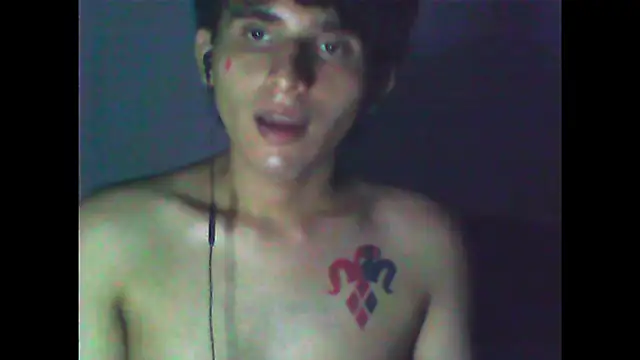 Snapshot of Charley_quin chatting on 02-24-25, 02:30 Charley quin online show from 02-24-25, 02:30