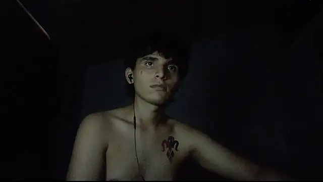 Snapshot of Charley_quin chatting on 03-06-25, 02:41 Charley quin online show from 03-06-25, 02:41