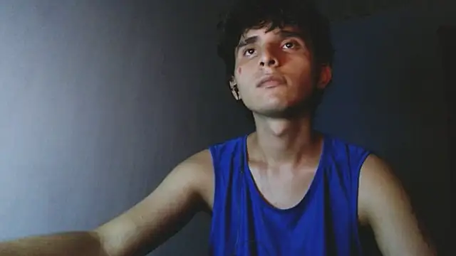 Snapshot of Charley_quin chatting on 03-17-25, 12:08 Charley quin online show from 03-17-25, 12:08