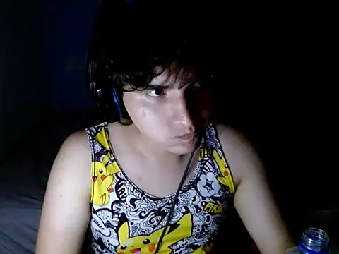 Snapshot of Charley_quin chatting on 03-05-26, 03:57 Charley quin online show from 03-05-26, 03:57